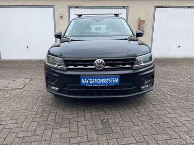Gebraucht VW Tiguan Sound 150 PS (110 kW) 2018 Deep black perleffekt SUV