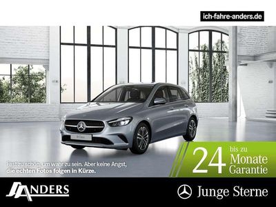 Gebraucht Mercedes B180 136 PS (100 kW) 2025 Hightech silber Van / Kleinbus