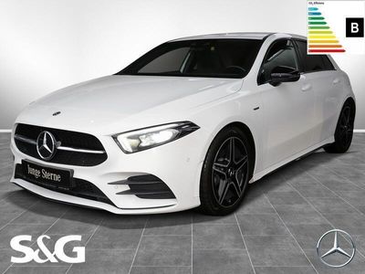 gebraucht Mercedes A180 Kompaktlimousine AMG MBUX+18+LED+RüKam