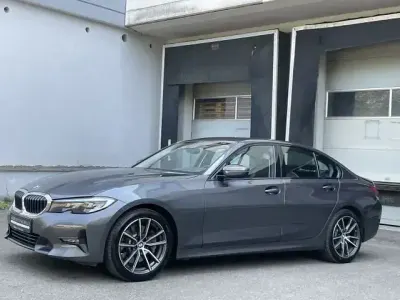 Gebraucht BMW 330 Sport Line 258 PS (189 kW) 2020 Grau Limousine