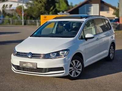 Gebraucht VW Touran Comfortline 150 PS (110 kW) 2022 Weiss Van / Kleinbus