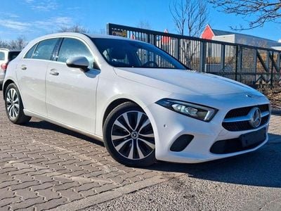 Gebraucht Mercedes A200 150 PS (110 kW) 2021 Weiß Limousine