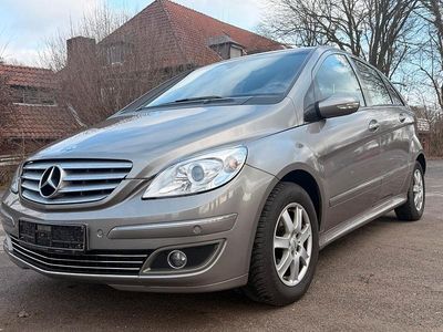 Gebraucht Mercedes B170 116 PS (85 kW) 2006 Silber Van / Kleinbus