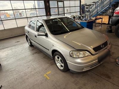 Usata Opel Astra 75 CV (55 kW) 1999 Argento Coupé