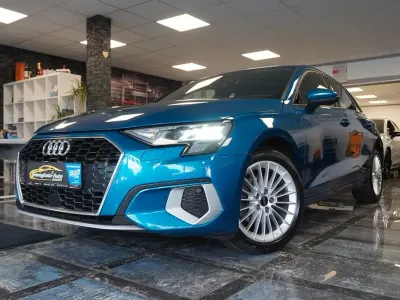 Używany Audi A3 Advanced 150 KM (110 kW) 2023 Niebieski Sedan/Limuzyna