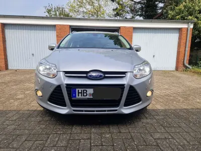 Gebraucht Ford Focus Titanium 116 PS (85 kW) 2014 Silber Kombi
