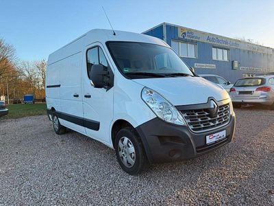 Weiß Gebraucht 2016 Renault Master Limousine | 11.999 € (Guter Preis)