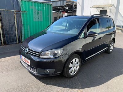 Gebraucht VW Touran Comfortline 140 PS (102 kW) 2014 Schwarz Van / Kleinbus