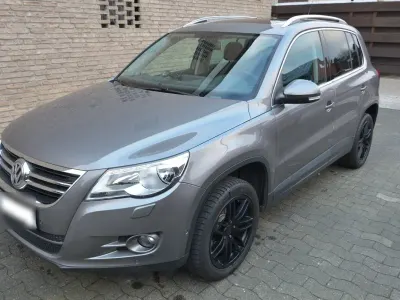 Gebraucht VW Tiguan 150 PS (110 kW) 2011 Grau SUV