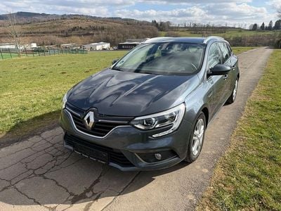 Gebraucht Renault Mégane GrandTour Business 116 PS (85 kW) 2020 Grau Kombi