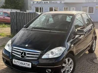 Gebraucht Mercedes A180 116 PS (85 kW) 2010 Schwarz Kleinwagen