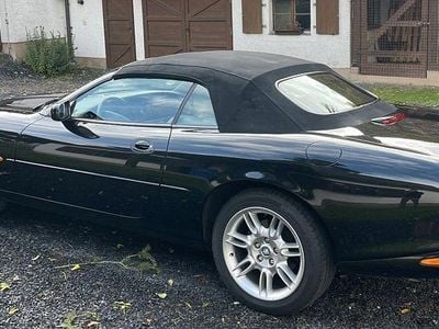 Jaguar XK8