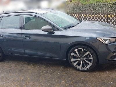 Grau Gebraucht 2020 Seat Leon FR Kombi | 18.799 € (Fairer Preis)