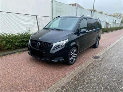 Mercedes V250