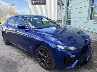 Gebraucht Maserati Levante 349 PS (256 kW) 2019 Blau SUV