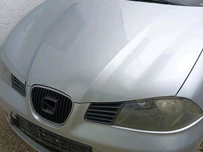 Silber Gebraucht 2008 Seat Ibiza Kleinwagen | 600 € (Etwas zu teuer)