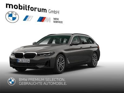 Grau Gebraucht 2022 BMW 530 M Sport Limousine | 38.901 € (Fairer Preis)