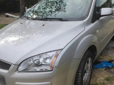 Gebraucht Ford Focus 101 PS (74 kW) 2007 Silber Kombi
