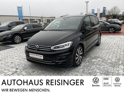 Schwarz Gebraucht 2023 VW Touran R-line Van / Kleinbus | 34.490 € (Etwas zu teuer)