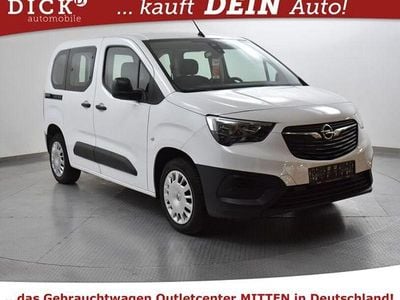 Gebraucht Opel Combo Life 102 PS (75 kW) 2022 Weiss Limousine
