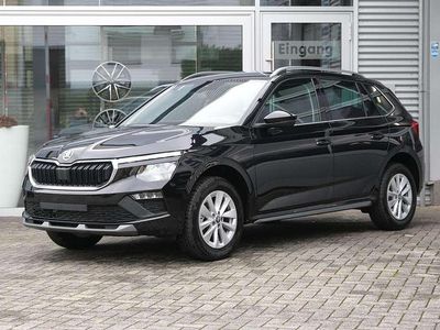 Black magic perleffekt Neu 2025 Skoda Kamiq Selection SUV | 23.790 € (Guter Preis)
