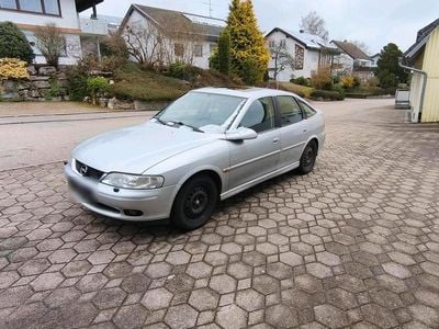 Gebraucht Opel Vectra 116 PS (85 kW) 2000 Silber Limousine