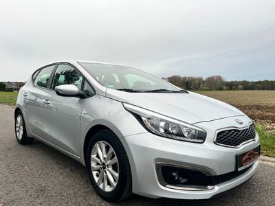 gebraucht Kia Ceed Ceed // Edition 7 / Tüv + Inspektion NEU