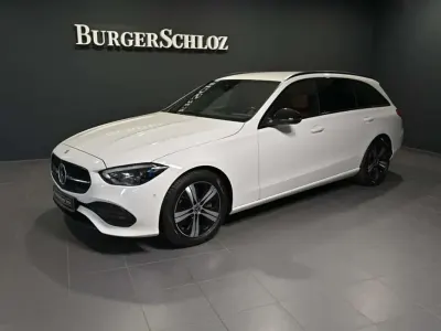 Gebraucht Mercedes C200 163 PS (119 kW) 2023 Polarweiß uni Limousine