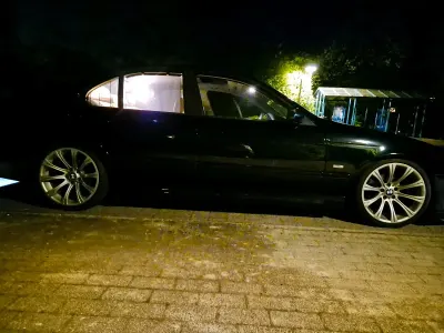 Gebraucht BMW 525 M Sport 192 PS (141 kW) 2001 Limousine