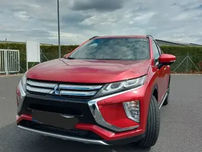 Gebraucht Mitsubishi Eclipse Cross Plus 163 PS (119 kW) 2021 Rot SUV