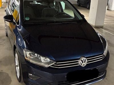 Gebraucht VW Golf VII Highline 125 PS (91 kW) 2014 Blau Limousine
