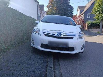 Toyota Auris Hybrid