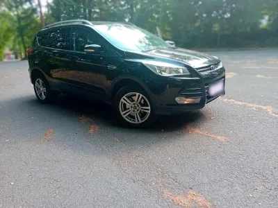 Gebraucht Ford Kuga 150 PS (110 kW) 2016 Schwarz SUV
