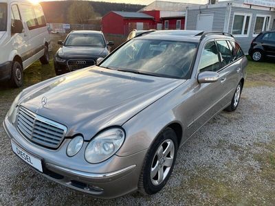 gebraucht Mercedes E220 CDI *EURO-4*NAVI*TEMPOMAT*SCHIEBEDACH*PDC*