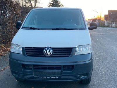 Gebraucht VW Touran 110 PS (80 kW) 2007 Weiß Van / Kleinbus