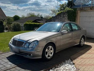 Gebraucht Mercedes E280 231 PS (169 kW) 2005 Silber Limousine