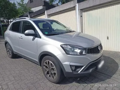 Gebraucht SsangYong Korando Sapphire 178 PS (130 kW) 2016 Grau SUV