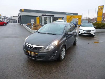 Grau Gebraucht 2013 Opel Corsa Edition Limousine | 5.590 € (Teuer)