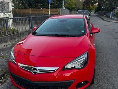 Opel Astra GTC