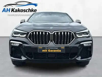Gebraucht BMW X6 M50 Performance 530 PS (389 kW) 2021 Black sapphire metallic SUV
