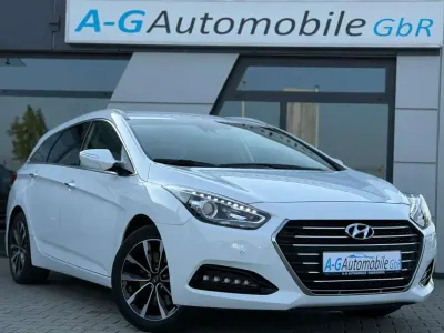 Gebraucht Hyundai i40 Style 141 PS (103 kW) 2018 Dazzling/pure white Kombi