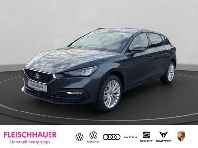Neu Seat Leon Beats 150 PS (110 kW) 2025 Grau Limousine