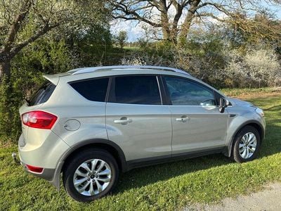 Usado Ford Kuga Titanium 136 HP (100 kW) 2008 Prateado SUV