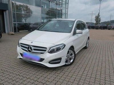 Gebraucht Mercedes 200 136 PS (100 kW) 2018 Weiß Kleinwagen