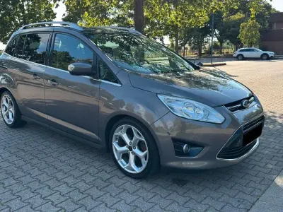 Gebraucht Ford Grand C-Max Titanium 182 PS (133 kW) 2012 Grau Van / Kleinbus
