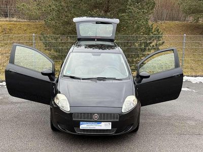 Gebraucht Fiat Grande Punto Dynamic 77 PS (56 kW) 2009 Carbon schwarz Kleinwagen