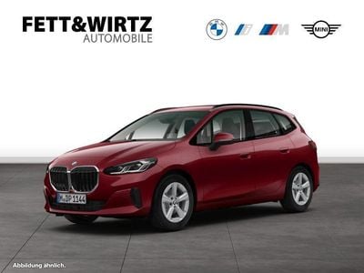 Gebraucht BMW 220 150 PS (110 kW) 2025 Piemont rot metallic metallic