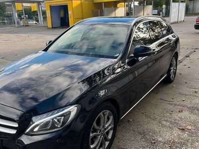 Schwarz Gebraucht 2017 Mercedes C250 Kombi | 15.900 € (Fairer Preis)
