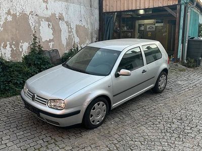 VW Golf IV