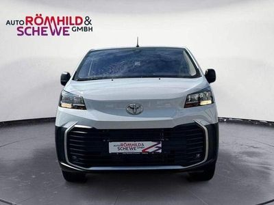 Usata Toyota Proace 144 CV (105 kW) 2024 Bianco Monovolume